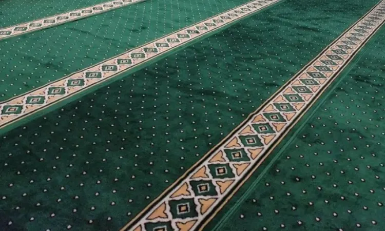 Karpet warna hijau, Sumber: indiamart.com