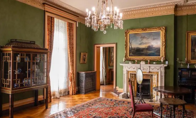 Kombinasi warna, Sumber: liverpoolmuseums.org.uk