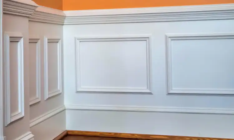 Chair Rail, Sumber: mouldingsone.com