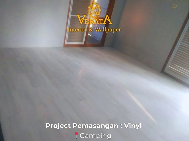 Pemasangan lantai vinyl di Godean, Sumber: doc pribadi