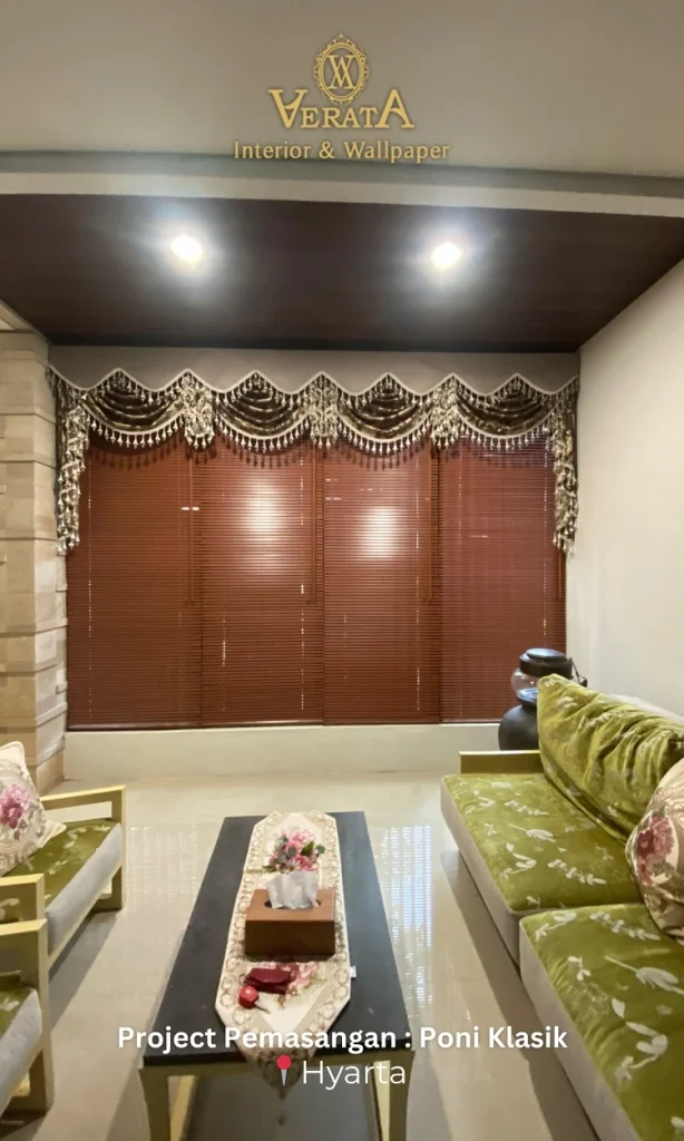 Poni dengan motif klasik yang elegan, Sumber: doc pribadi