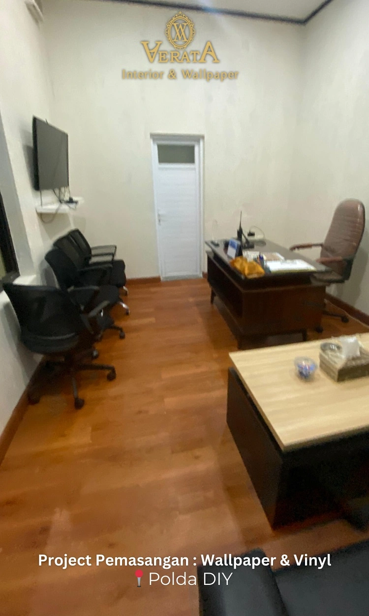 Lantai vinyl dengan motif kayu, Sumber: doc pribadi