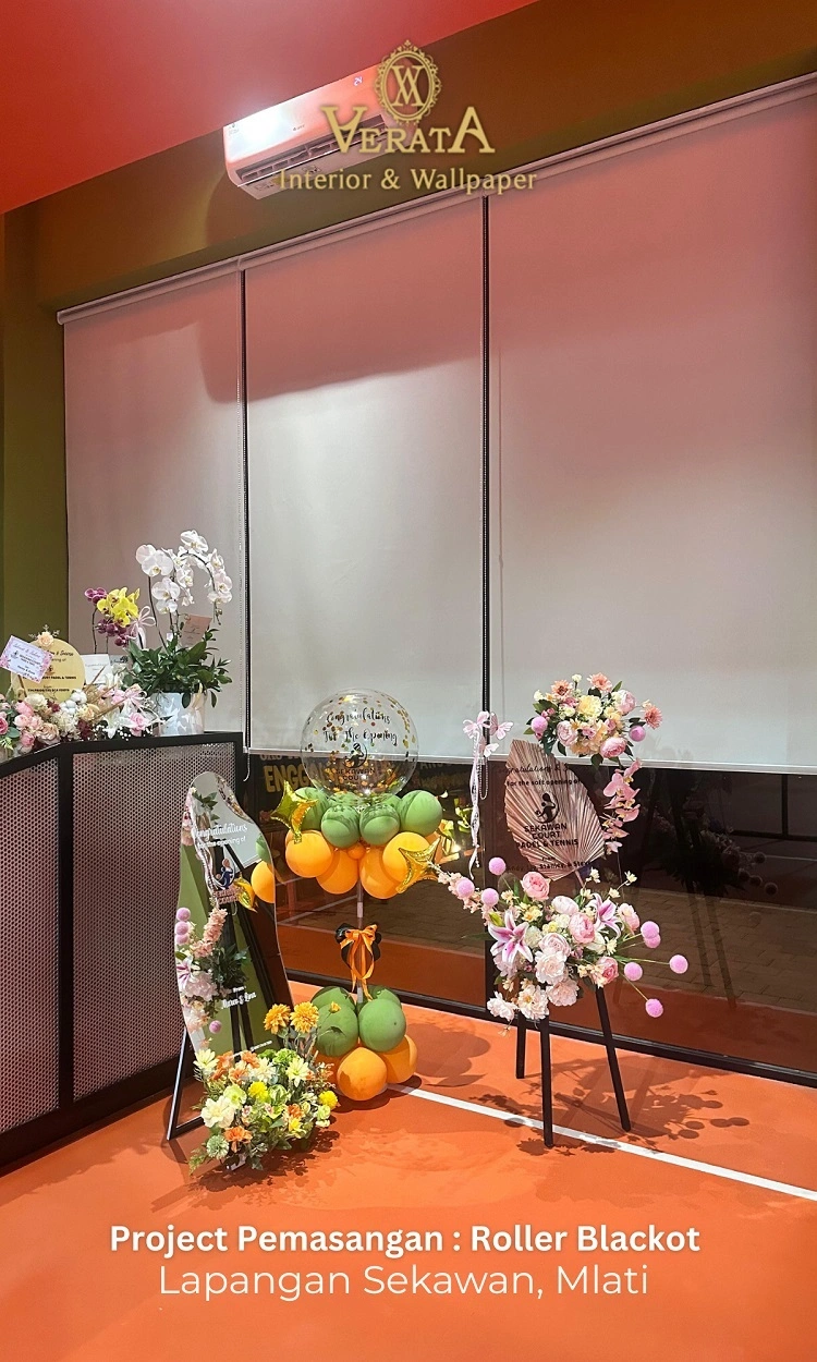 Roller blackout untuk area resepsionis, Sumber: doc pribadi