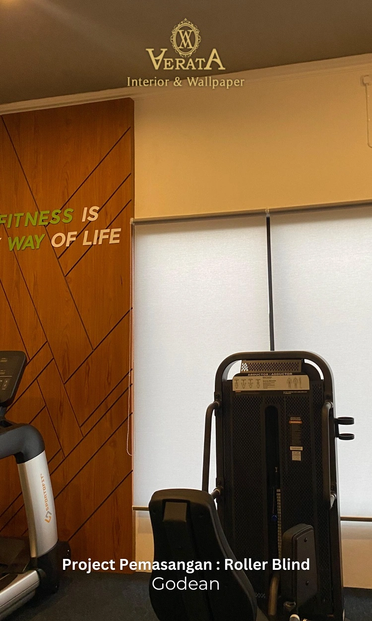 Pemasangan roller blind di Godean, Sumber: doc pribadi