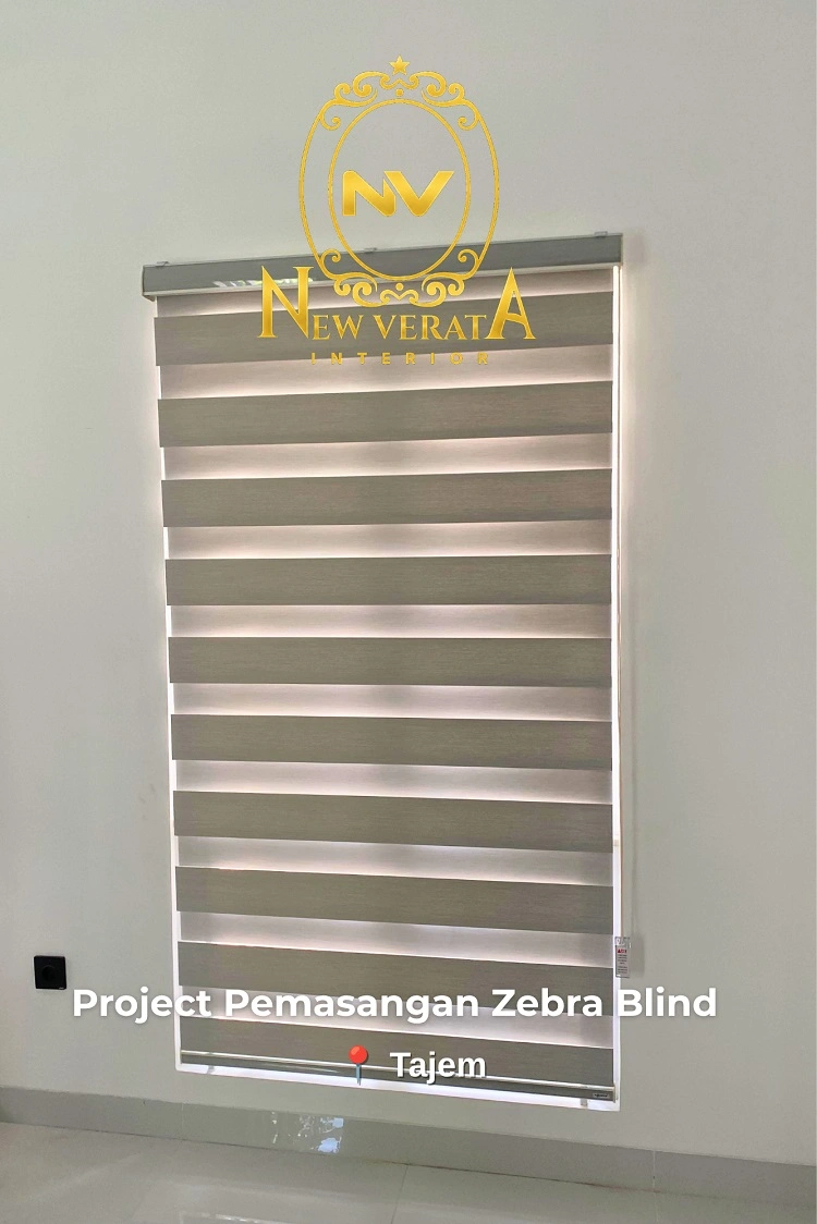 Pemasangan roller blind di Maguwoharjo, Sumber: doc pribadi