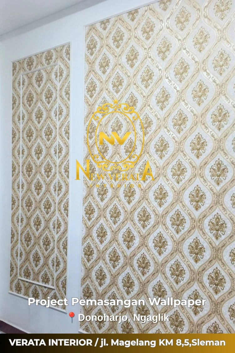 Wallpaper dipasang pada area kamar tidur, Sumber: doc pribadi