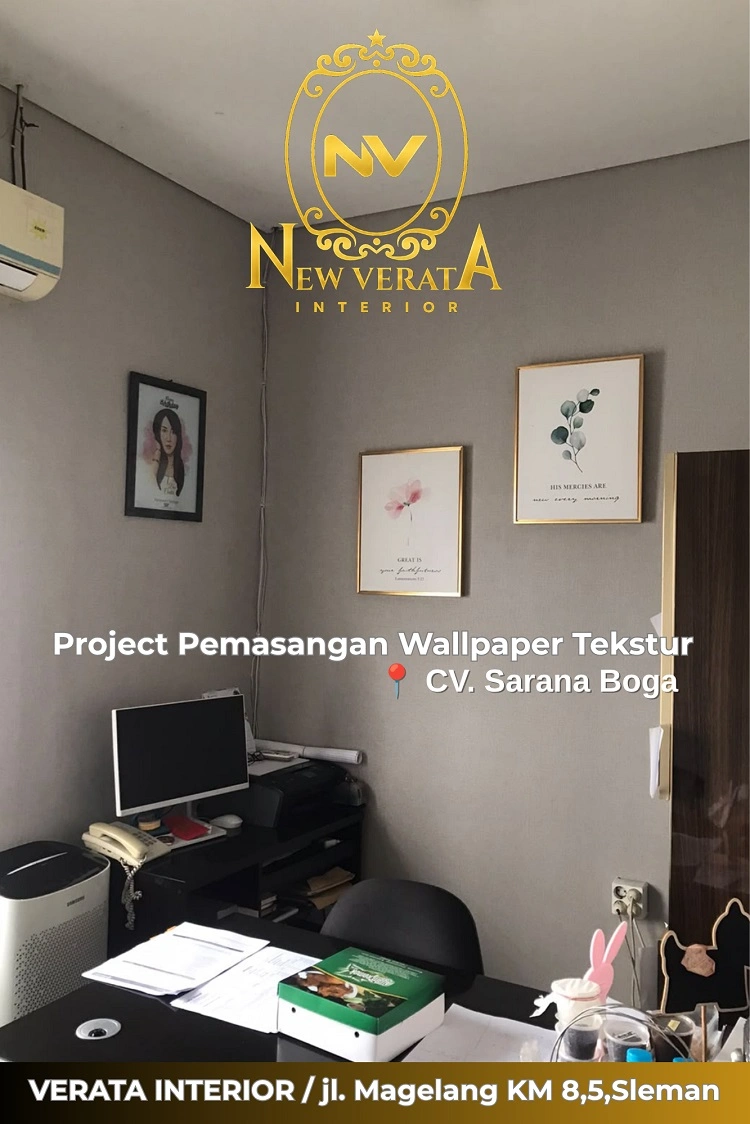 Pemasangan wallpaper textured untuk CV Sarana Boga, Sumber: doc pribadi